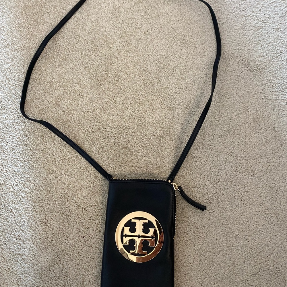 Offers welcome!  Almost new Tory Burch crossbody bag